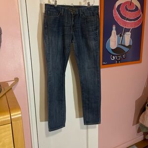 Levi’s skinny jeans